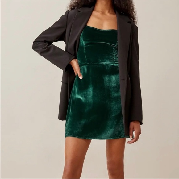 NWT Reformation Minna Velvet Mini Dress in Emerald Size 4 - Picture 2 of 5